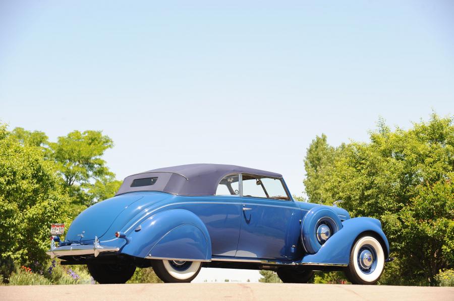  Lincoln Model K Convertible Victoria 1938 года  (фото 9 из 9)